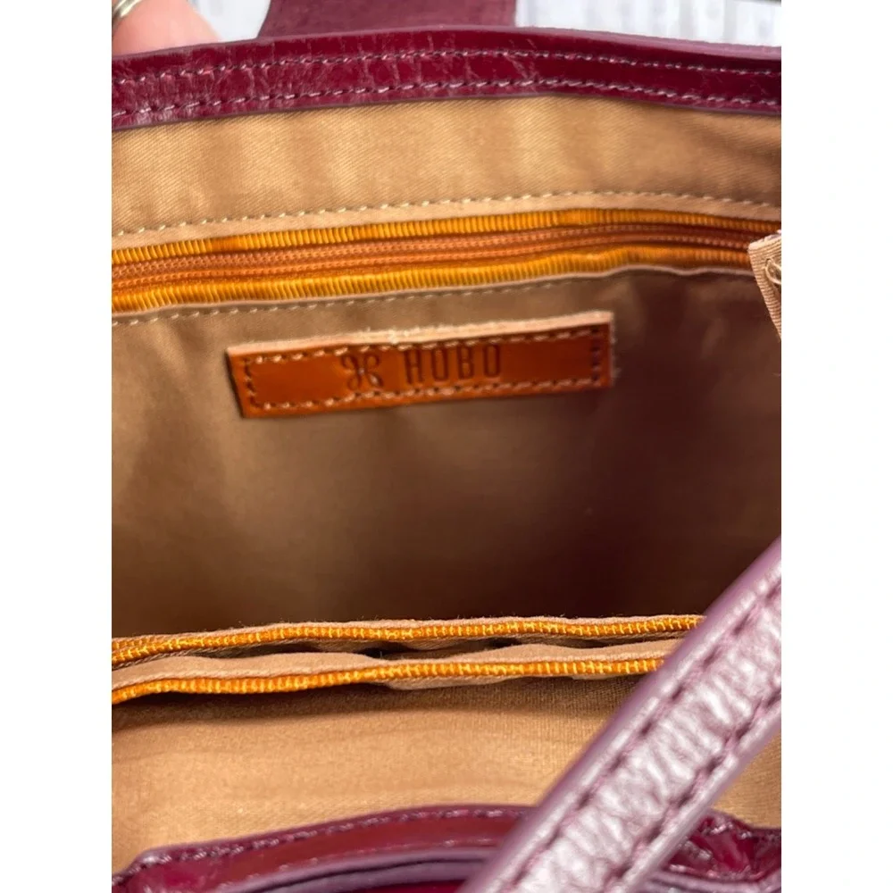 Women's HOBO Heidi Handbag In Burgundy